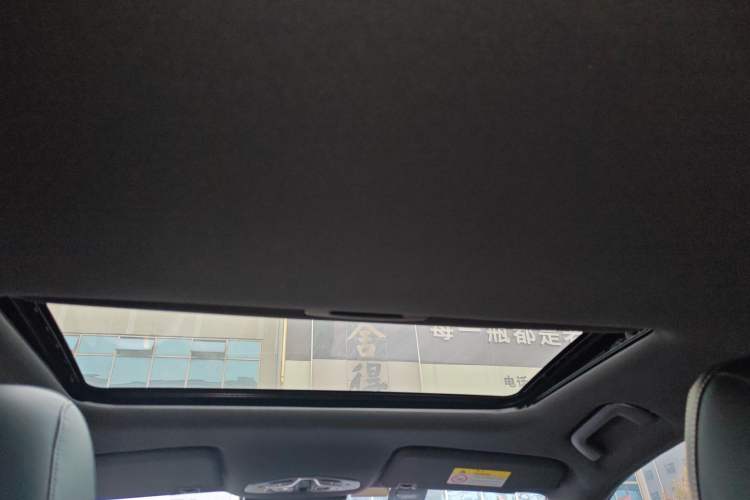 Used GAC Trumpchi EMPOW 2021 270T DCT J15 Version Headliner