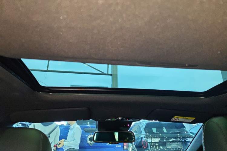 Used GAC Trumpchi EMPOW 2021 270T DCT J16 Version Headliner