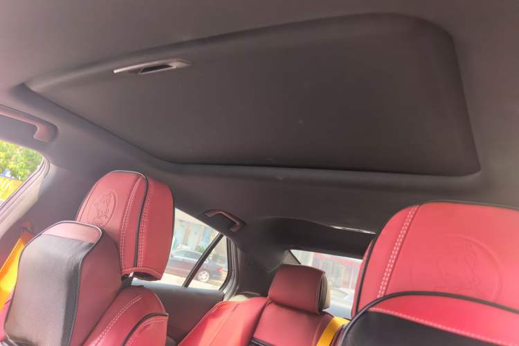 Used GAC Trumpchi EMPOW 2021 270T DCT J15 Version Headliner