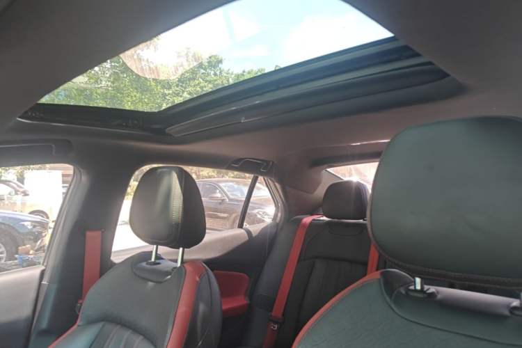 Used GAC Trumpchi EMPOW 2021 270T DCT J15 Version Headliner