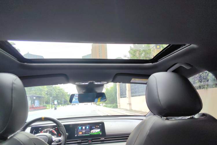 Used GAC Trumpchi EMPOW 2021 270T DCT J15 Version Headliner