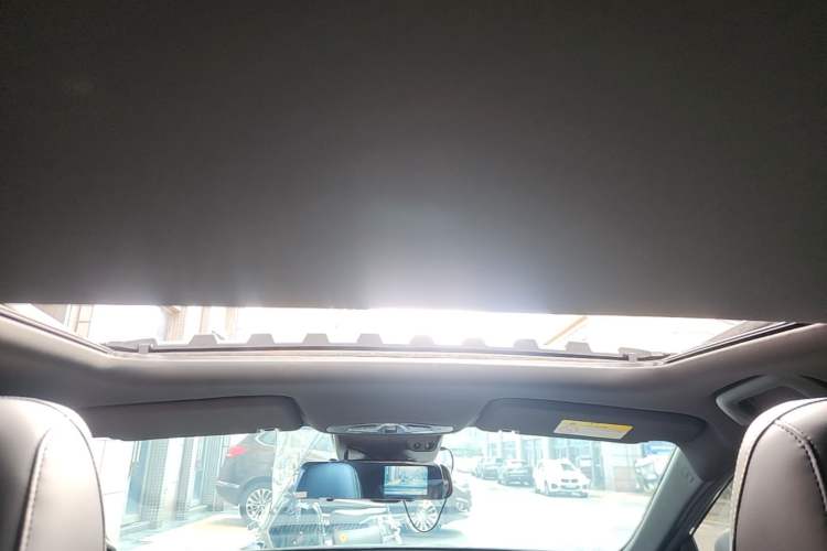 Used GAC Trumpchi EMPOW 2021 270T DCT J16 Version Headliner