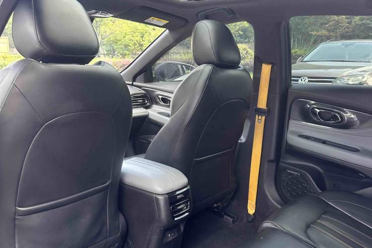 Used GAC Trumpchi EMPOW 2021 270T DCT J16 Version Interior 1