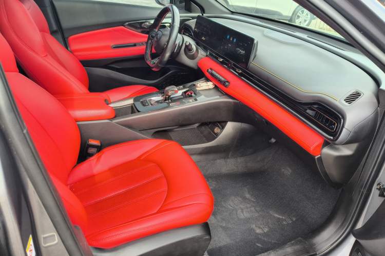 Used GAC Trumpchi EMPOW 2021 270T DCT J15 Version Interior 10