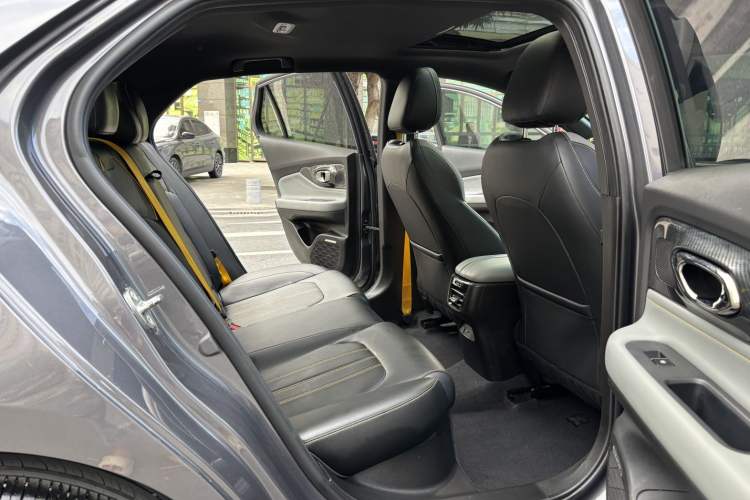 Used GAC Trumpchi EMPOW 2021 270T DCT J16 Version Interior 2