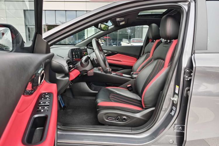 Used GAC Trumpchi EMPOW 2021 270T DCT J16 Version Interior 2