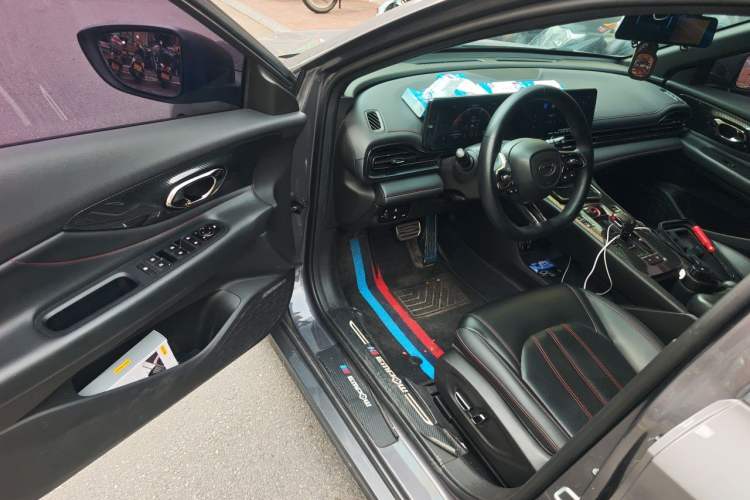 Used GAC Trumpchi EMPOW 2021 270T DCT J15 Version Interior 3