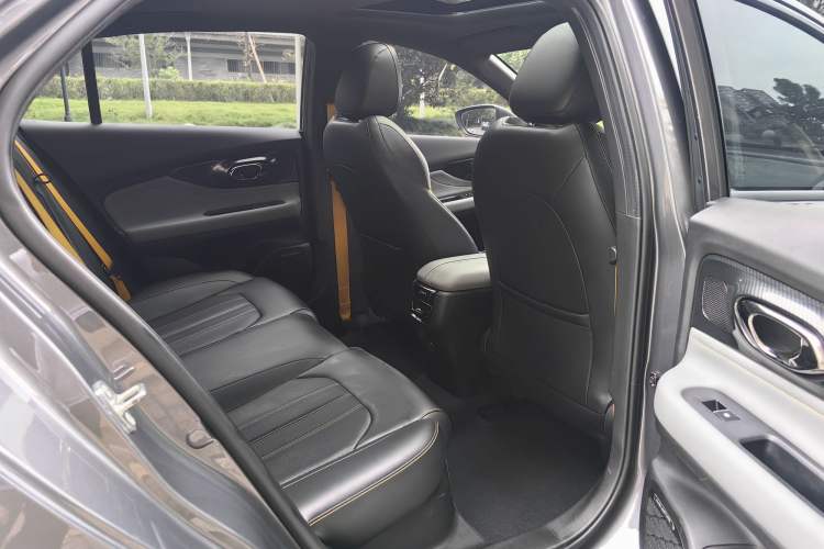 Used GAC Trumpchi EMPOW 2021 270T DCT J15 Version Interior 3