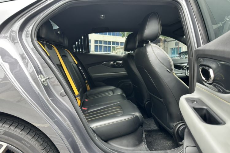 Used GAC Trumpchi EMPOW 2021 270T DCT J15 Version Interior 4