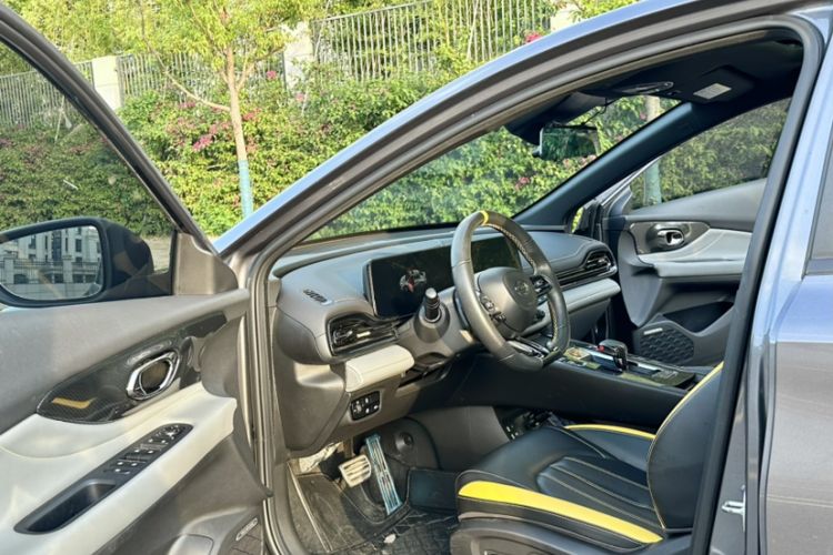 Used GAC Trumpchi EMPOW 2021 270T DCT J15 Version Interior 4