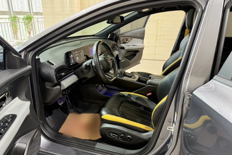 Used GAC Trumpchi EMPOW 2021 270T DCT J16 Version Interior 5