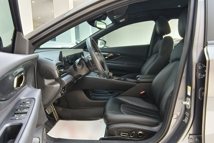Used GAC Trumpchi EMPOW 2021 270T DCT J16 Version Interior 5