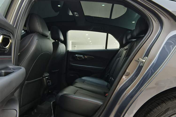 Used GAC Trumpchi EMPOW 2021 270T DCT J16 Version Interior 6