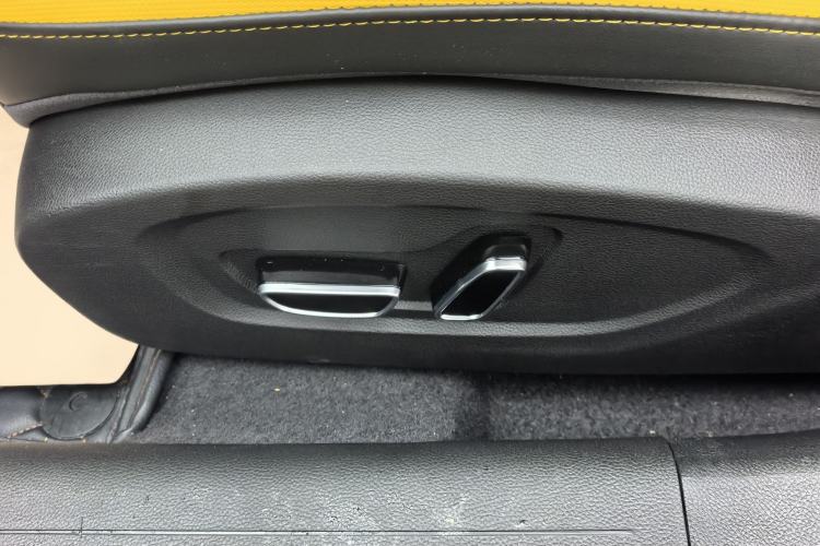 Used GAC Trumpchi EMPOW 2021 270T DCT J15 Version Interior 6