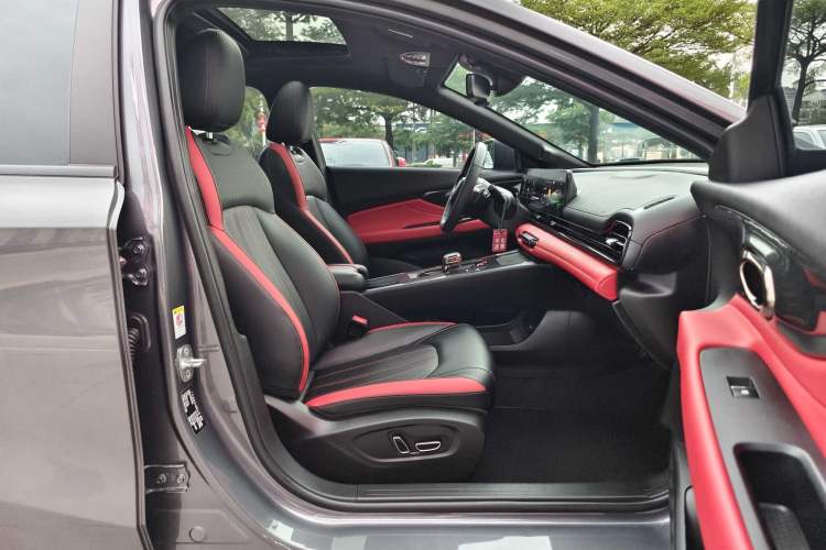Used GAC Trumpchi EMPOW 2021 270T DCT J16 Version Interior 7