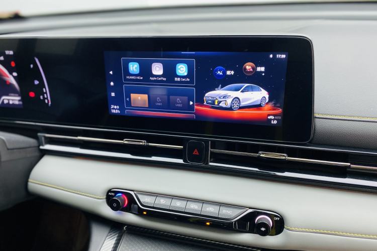 Used GAC Trumpchi EMPOW 2021 270T DCT J15 Version Interior 7