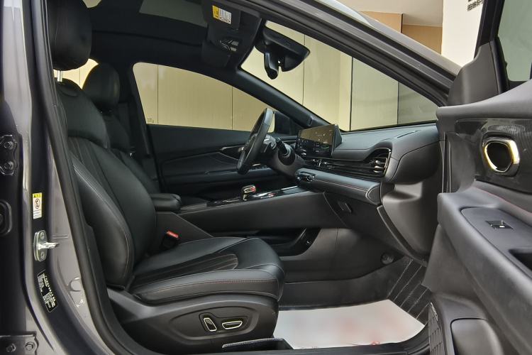 Used GAC Trumpchi EMPOW 2021 270T DCT J16 Version Interior 7