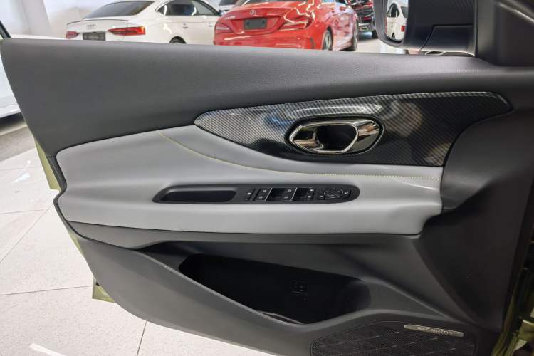 Used GAC Trumpchi EMPOW 2021 270T DCT J16 Version Interior 8