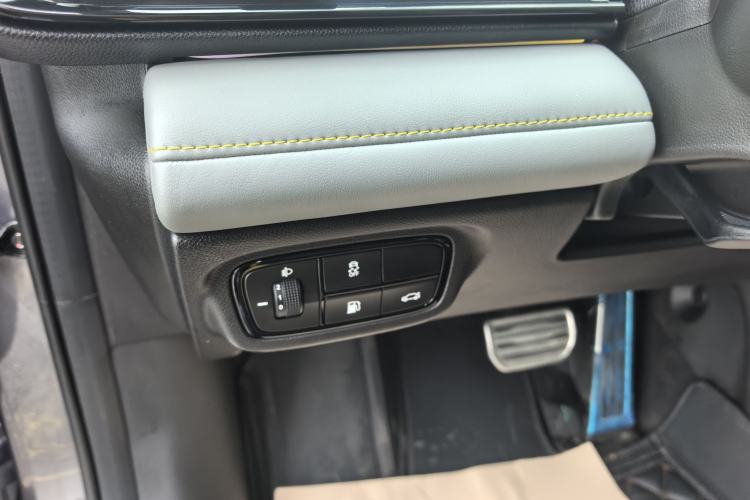 Used GAC Trumpchi EMPOW 2021 270T DCT J15 Version Interior 8