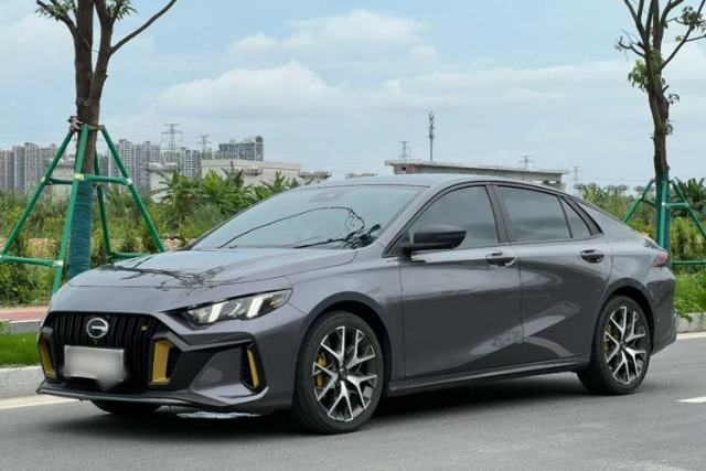 Ojetý GAC Trumpchi EMPOW 2021 270T DCT J16 Version