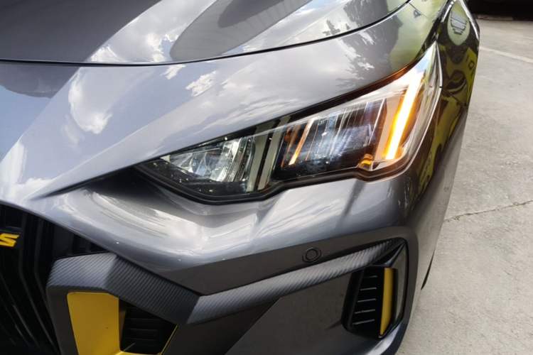 Used GAC Trumpchi EMPOW 2021 270T DCT J15 Version Left Front Headlight