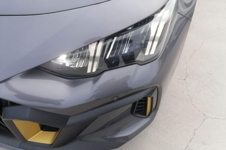 Used GAC Trumpchi EMPOW 2021 270T DCT J15 Version Left Front Headlight