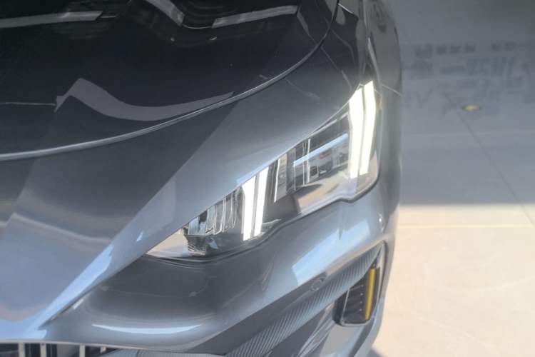 Used GAC Trumpchi EMPOW 2021 270T DCT J15 Version Left Front Headlight