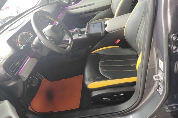 Used GAC Trumpchi EMPOW 2021 270T DCT J16 Version Left Front Seat