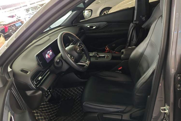 Used GAC Trumpchi EMPOW 2021 270T DCT J10 Flying Man Edition Left Front Seat