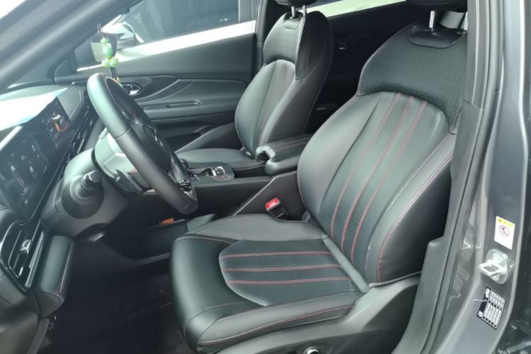 Used GAC Trumpchi EMPOW 2021 270T DCT J16 Version Left Front Seat