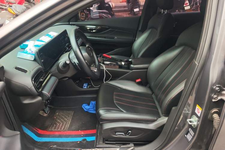 Used GAC Trumpchi EMPOW 2021 270T DCT J15 Version Left Front Seat