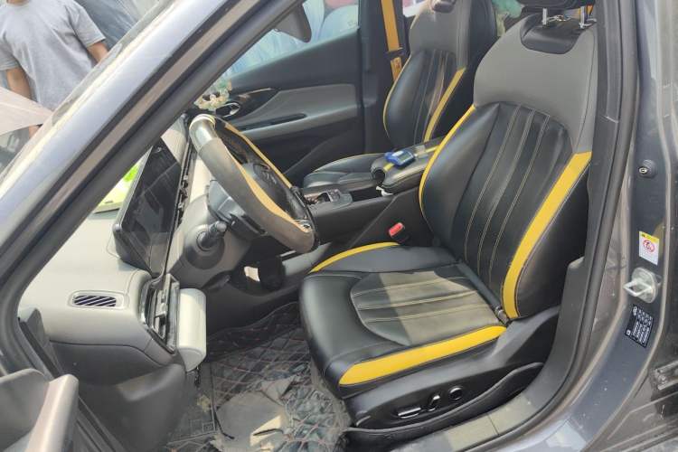 Used GAC Trumpchi EMPOW 2021 270T DCT J16 Version Left Front Seat