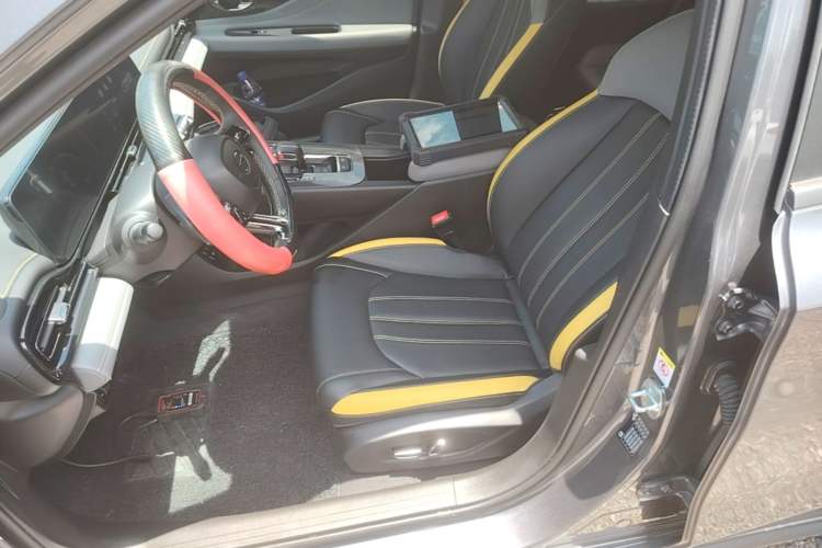Used GAC Trumpchi EMPOW 2021 270T DCT J15 Version Left Front Seat