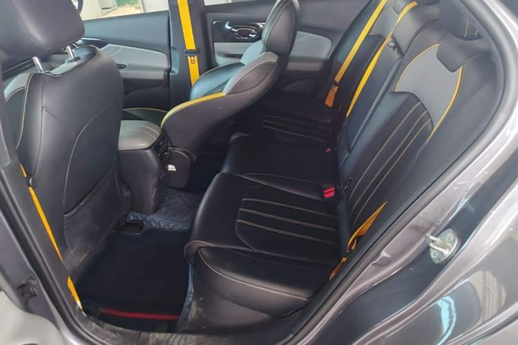 Used GAC Trumpchi EMPOW 2021 270T DCT J15 Version Left Rear Seat