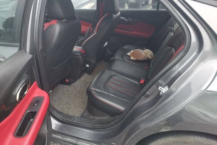 Used GAC Trumpchi EMPOW 2021 270T DCT J15 Version Left Rear Seat