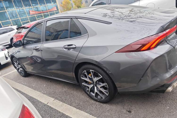 Used GAC Trumpchi EMPOW 2021 270T DCT J15 Version Left Side