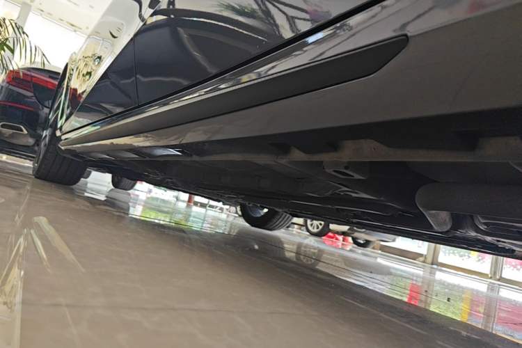 Used GAC Trumpchi EMPOW 2021 270T DCT J15 Version Left Side Sill