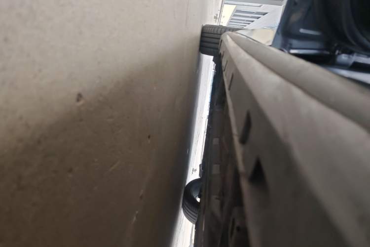 Used GAC Trumpchi EMPOW 2021 270T DCT J15 Version Left Side Sill