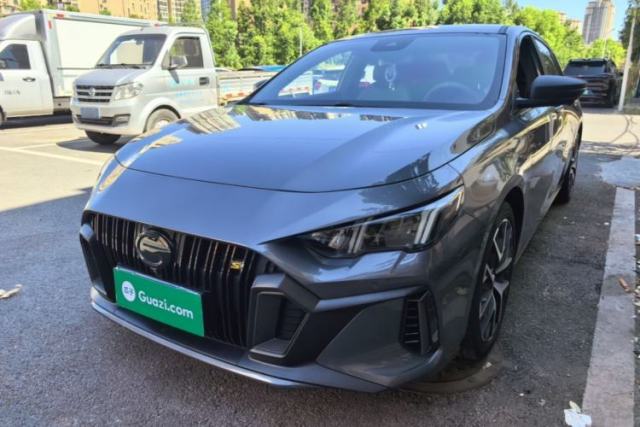 Ojetý GAC Trumpchi EMPOW 2021 270T DCT J16 Version