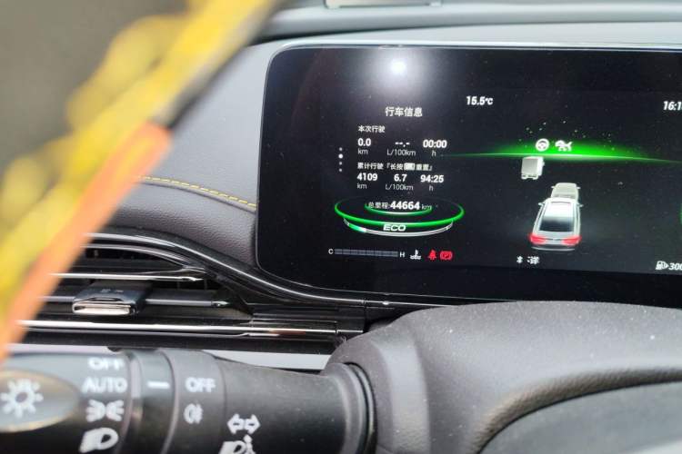 Used GAC Trumpchi EMPOW 2021 270T DCT J16 Version Odometer Close Up