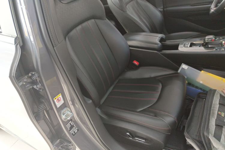 Used GAC Trumpchi EMPOW 2021 270T DCT J16 Version Right Front Seat