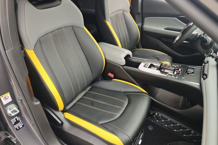 Used GAC Trumpchi EMPOW 2021 270T DCT J15 Version Right Front Seat