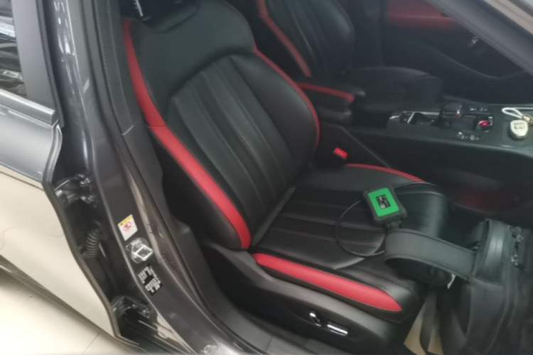 Used GAC Trumpchi EMPOW 2021 270T DCT J16 Version Right Front Seat