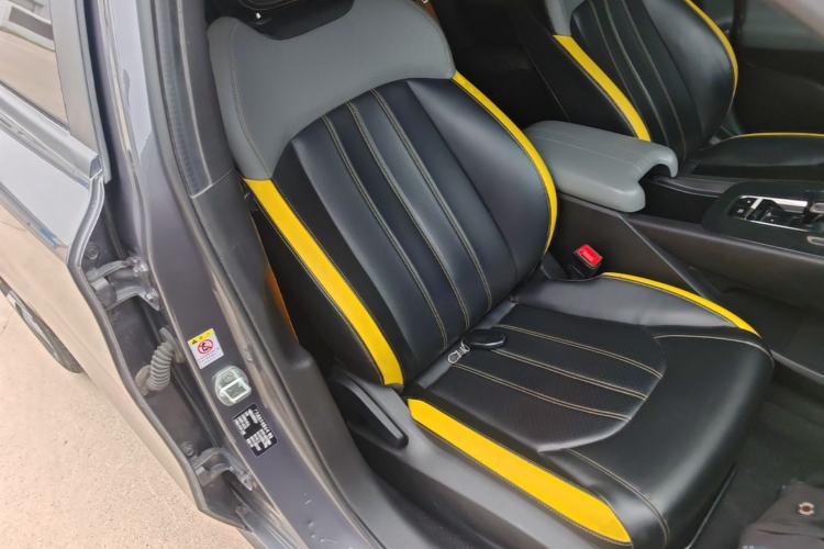 Used GAC Trumpchi EMPOW 2021 270T DCT J15 Version Right Front Seat
