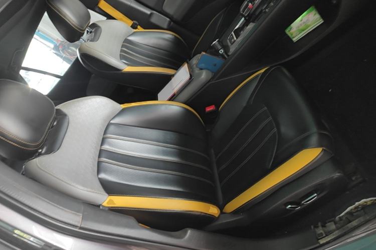 Used GAC Trumpchi EMPOW 2021 270T DCT J16 Version Right Front Seat