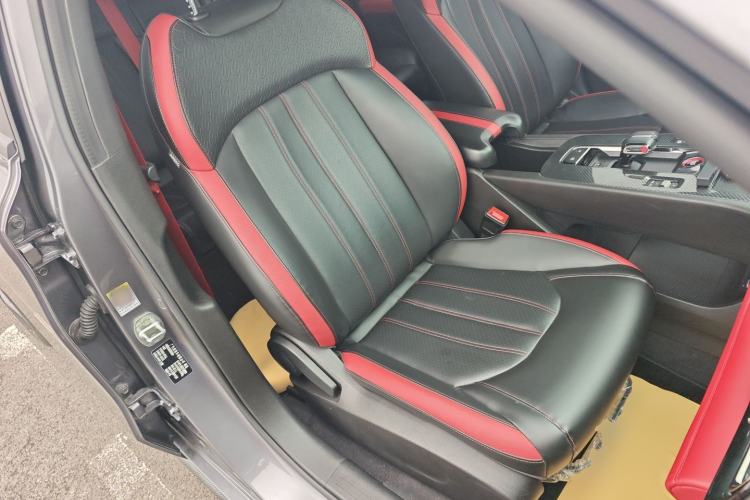 Used GAC Trumpchi EMPOW 2021 270T DCT J15 Version Right Front Seat