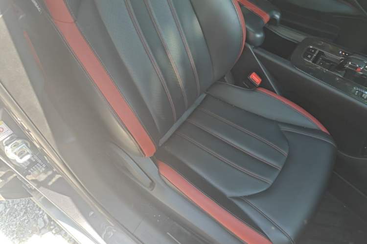 Used GAC Trumpchi EMPOW 2021 270T DCT J15 Version Right Front Seat
