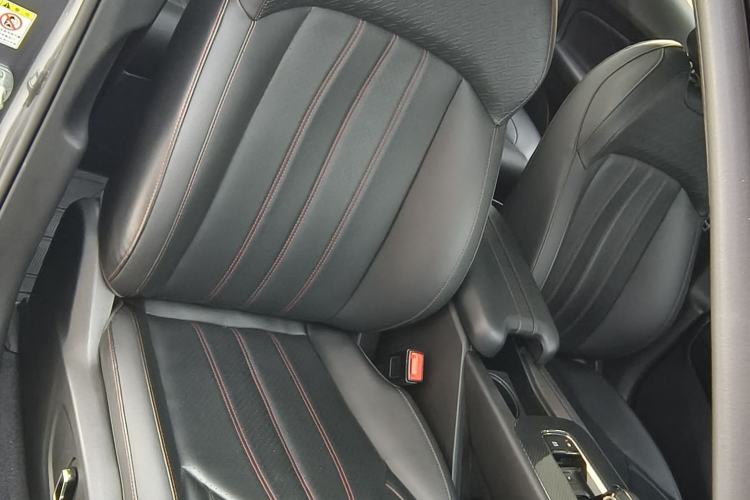 Used GAC Trumpchi EMPOW 2021 270T DCT J16 Version Right Front Seat
