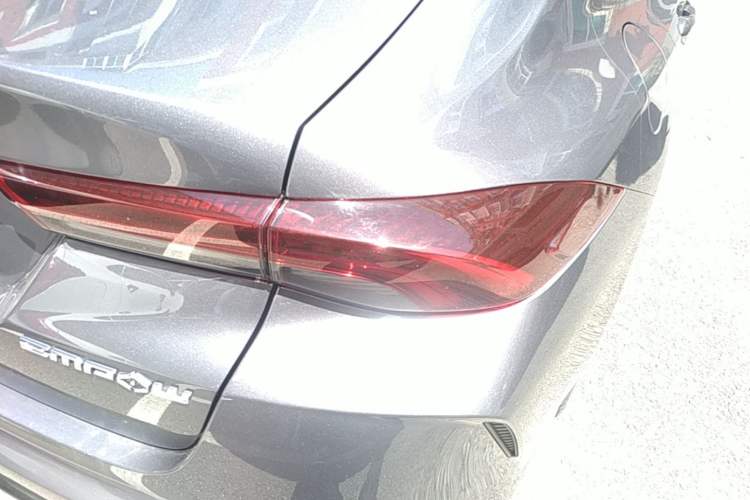 Used GAC Trumpchi EMPOW 2021 270T DCT J15 Version Right Rear Taillight