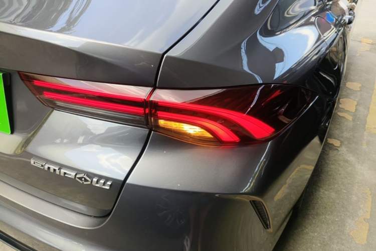Used GAC Trumpchi EMPOW 2021 270T DCT J15 Version Right Rear Taillight